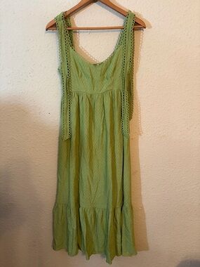 mine Light Green Tie-Shoulder Midi Dress